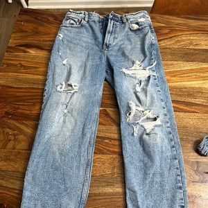 Abercrombie Ultra High Rise Curve Love Ankle Straight Jeans